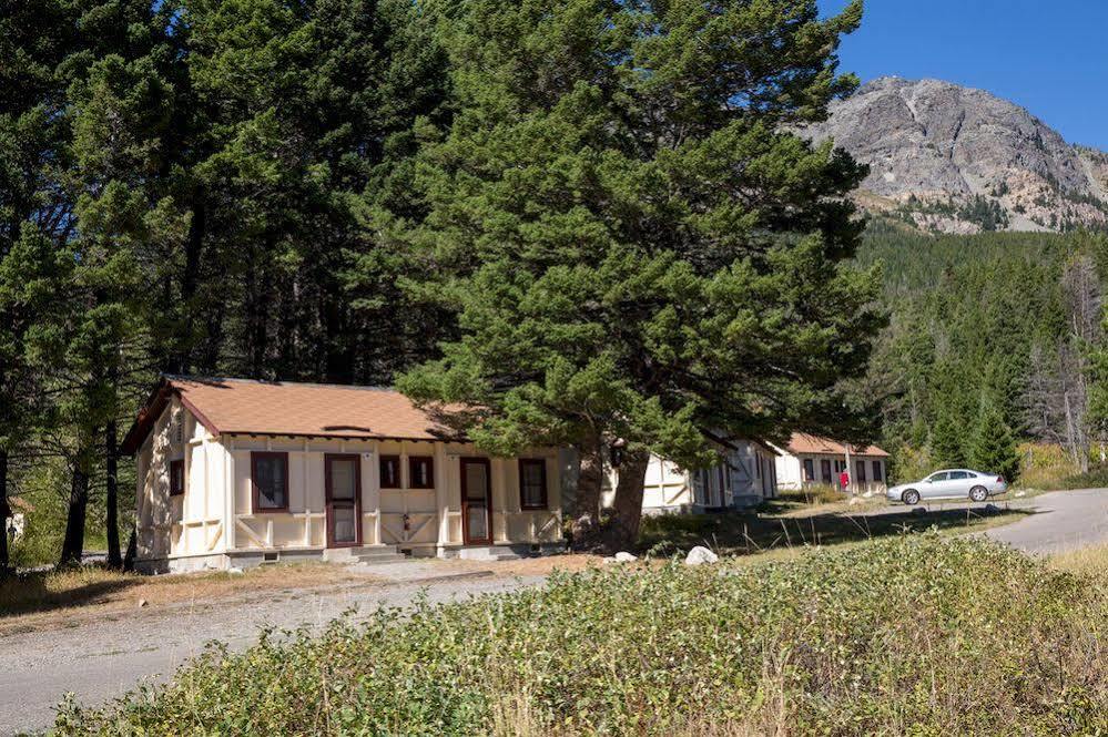 Rising Sun Motor Inn East Glacier Park Village Экстерьер фото