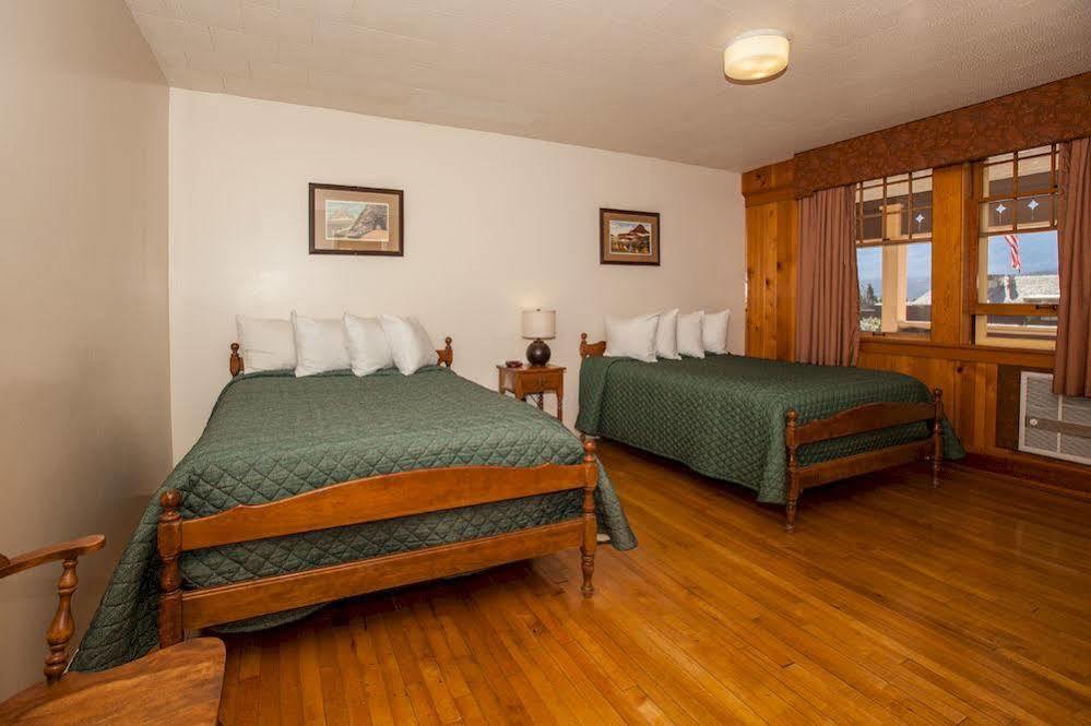 Rising Sun Motor Inn East Glacier Park Village Экстерьер фото